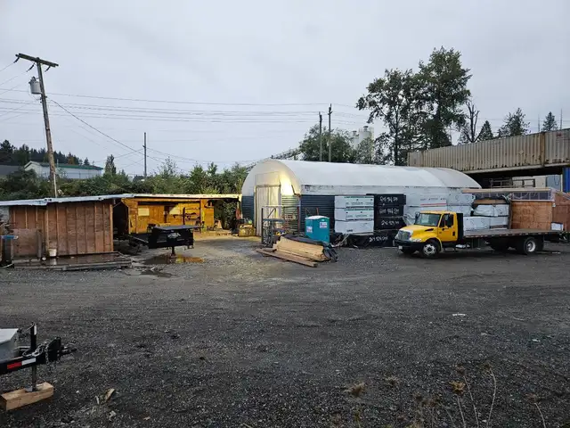 1800ft2 - Industrial commercial 1/4 acre , shop 30 x 60ft in Commercial & Office Space for Rent in Delta/Surrey/Langley - Image 5