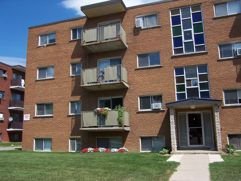 Spacious 1 Bedroom Apartment in Guelph ALL INCLUSIVE Long Term