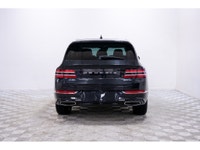 Le Genesis GV80 Advanced 2022 est un SUV de luxe qui incarne l'élégance, la performance et l'innovat... (image 6)