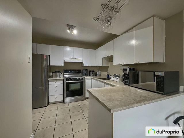 $319,000 - Condominium for sale in Laval-des-Rapides — photo 2