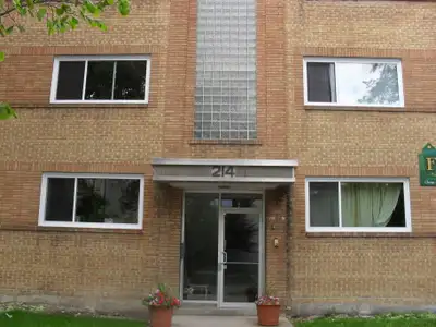 214 FURBY - Large - 1 BR available August 1st
