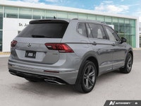 * 4MOTION All-Wheel Drive, 8-speed automatic with Tiptronic * Selectable modes via Active Control, i... (image 4)
