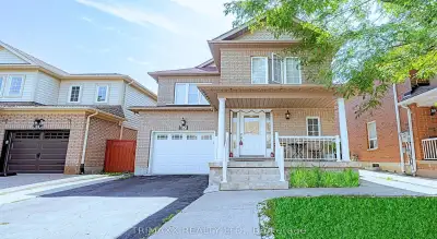 Price: $989,900 / $3,755/mo Open Concept 3 + 1 Bedroom & 4 Bathroom Home Located Minutes From Shoppi...