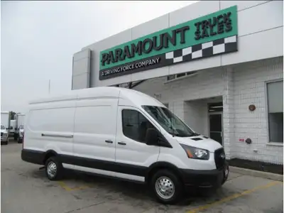 V6 GAS ENGINE, AUTO TRANS, A/C, AM/FM STEREO WITH BLUETOOTH, POWER WINDOWS & LOCKS, WITH KEYLESS ENT...