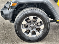 ~An AMVIC licensed dealer~ Safety Equipment ABS And Driveline Traction Control Side Impact Beams Dua... (image 5)