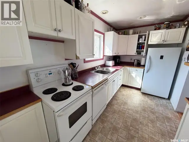 Meeting Lake Cabin Meeting Lake, Saskatchewan in Houses for Sale in Prince Albert - Image 8