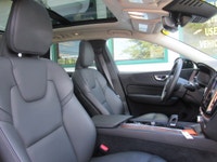 Fresh from the Volvo store this beautiful XC60 has a clean Carfax, two sets of keys and warranty rem... (image 8)