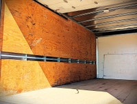 Comes equipped with: Shark fin antenna, LED Headlights, LED Daytime Running Lights, Daytime Running... (image 7)