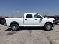 BRIGHT WHITE,MOPAR FRONT & REAR ALL-WEATHER FLOOR MATS,TIRES: LT275/70R18E BSW AS,ENGINE: 6.4L V8 HE... (image 3)