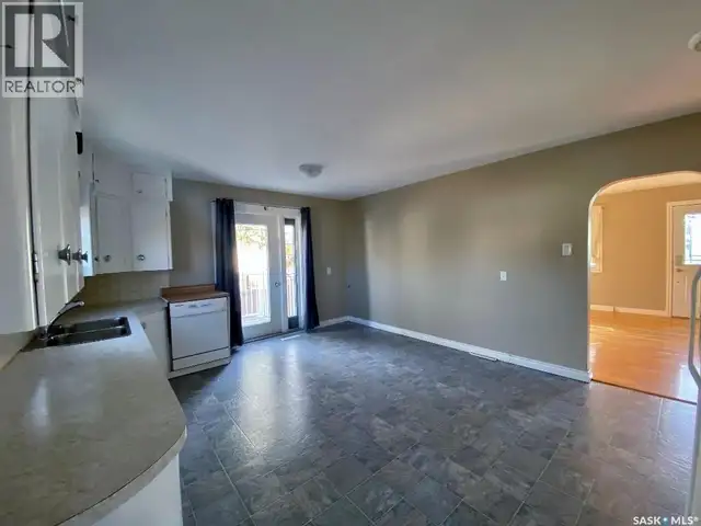 109 1st AVENUE E Eatonia, Saskatchewan in Houses for Sale in Swift Current - Image 12