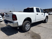 BRIGHT WHITE,MOPAR FRONT & REAR ALL-WEATHER FLOOR MATS,TIRES: LT275/70R18E BSW AS,ENGINE: 6.4L V8 HE... (image 4)