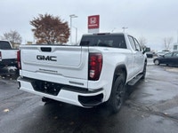 Engineered for both robust capability and refined comfort, this 2022 GMC Sierra 1500 Crew Cab Elevat... (image 4)
