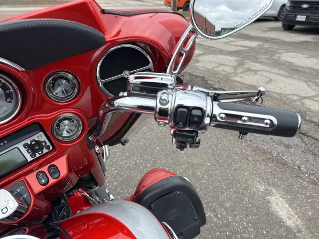2008 Harley-Davidson CVO Electra Glide Ultra ~ ULTRA CVO ~ 110CI in Sport Touring in City of Toronto - Image 25