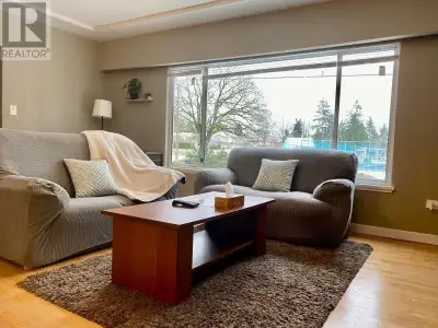 Rare find Corner Lot. Right across Edmonds Park. Super convenience , 3 bedrooms on main and 4 bedroo...