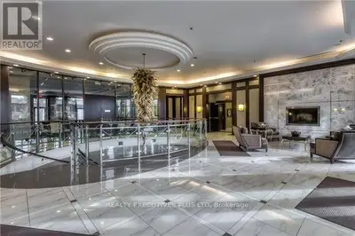 Beautiful condo Available November 1-2026, overlooking greenery, treed views, close to the Aga Khan...