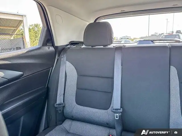 2023 Chevrolet Trailblazer LT | AWD | HEATED SEATS | CARPLAY in Cars & Trucks in Strathcona County - Image 14