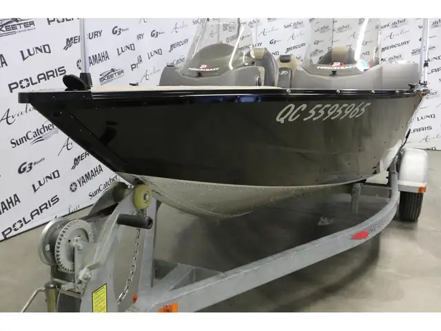 2016 Princecraft HOLIDAY DLX 162 SC + MERCURY 60HP & REMORQUE in Powerboats & Motorboats in Laurentides - Image 6