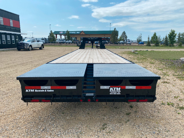 *2024 8.5 x 34’ Gooseneck, Monster Ramps, 21000# GVWR in Cargo & Utility Trailers in Calgary - Image 4