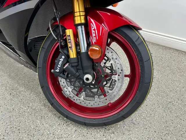 2025 Suzuki GSX-R1000RM5 Sport - V6595 - -No Payments for 1 Year in Sport Bikes in Markham / York Region - Image 18