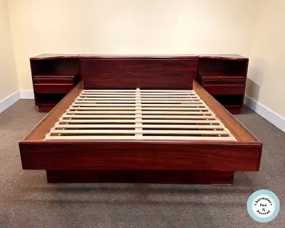 STUNNING MID-CENTURY QUEEN SIZE ROSEWOOD BED SET AT CHARMAINE'S, View more
