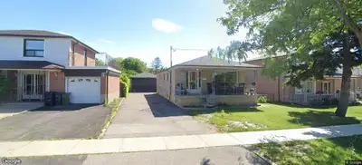 This basement apartment is ideal for a couple or students, pretty spacious and includes storage, ple...