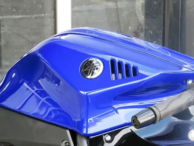 2025 Yamaha YZF-R7 in Sport Bikes in Cambridge - Image 17