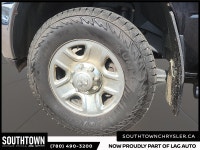 2016 Ram 2500 SLT Recent Arrival! Experience the Ram 2500 SLT with only 105510 km on the odometer. F... (image 6)