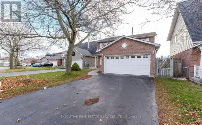 Legal Walk-Out Basement Apartment in Blue Grass Meadows Experience modern living in this bright, spa...