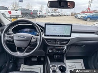 Navigate your day with unparalleled efficiency and confidence in this stunning 2024 Ford Escape Plat... (image 9)