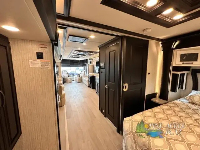 2025 Newmar Dutch Star 4325 Diesel Pusher in RVs & Motorhomes in Moncton - Image 64