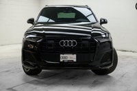 Local trade!!! Treat your family to the features they deserve in this 7 passenger Q7 great features... (image 1)