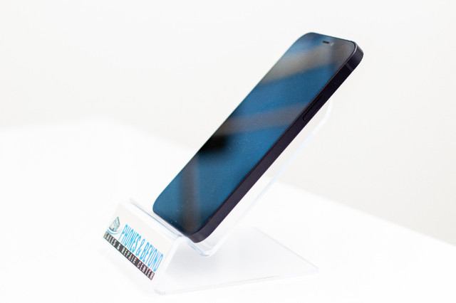 iPhone 12MINI – PHONES & BEYOND - 1 Month Store Warranty in Cell Phones in Kitchener / Waterloo - Image 2