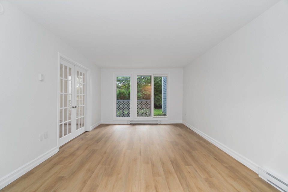 TWO BEDROOM APARTMENT AVAILABLE IN THE HEART OF DARTMOUTH 2