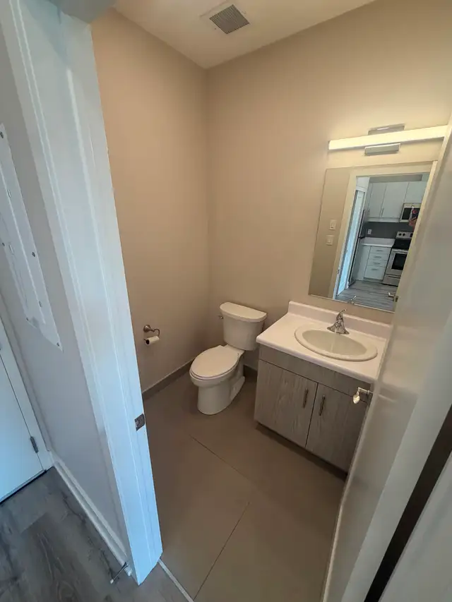 1 Bedroom | 1.5 Bathroom | Binbrook Village Centre