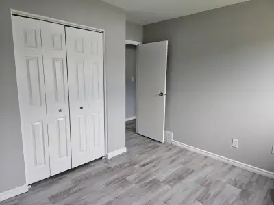 Don't miss out on this beautiful Garden Home. It won't last long. These newly renovated 3 bedroom ga...