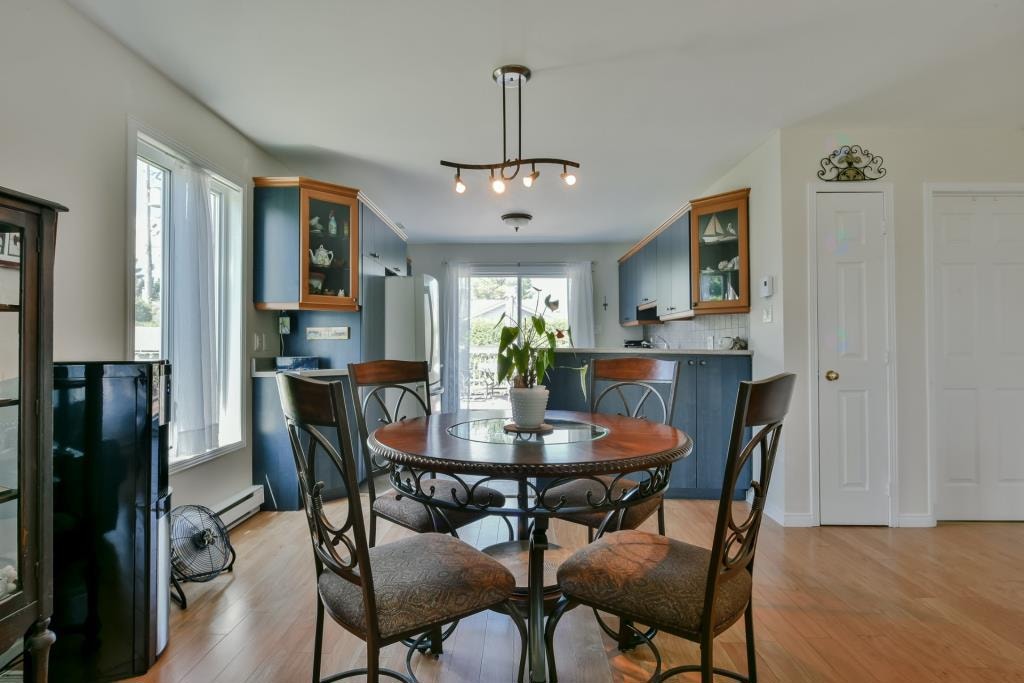 575 Av. Fortin — photo 3