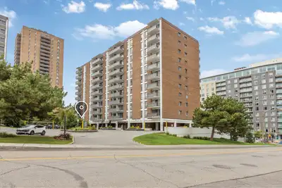 230 Brittany Drive, Ottawa East | 1,827 SF Retail Space for Lease Ground-floor commercial unit avail...