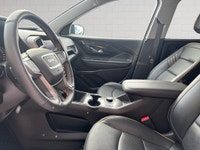 AT4, Heated Seats, Steering Wheel, Clean Carfax Stand out with rugged style and confident performanc... (image 9)