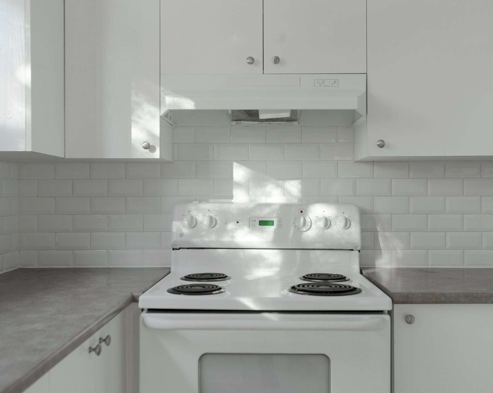 205 Rue Frobisher Dr — photo 3