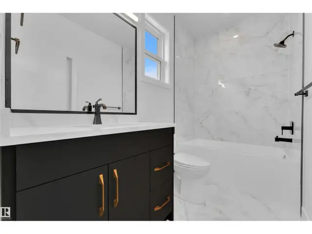 247 166 AV NE Edmonton, Alberta in Houses for Sale in Strathcona County - Image 40