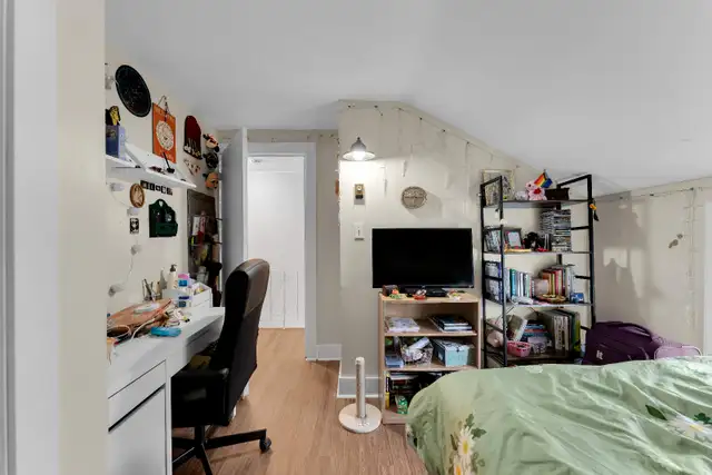 Photo 13