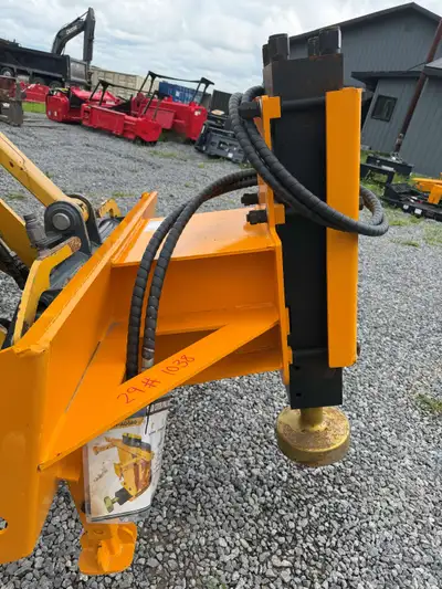 Add fast, efficient post driving capability to your skid steer with this brand-new, unused GY-AD680...