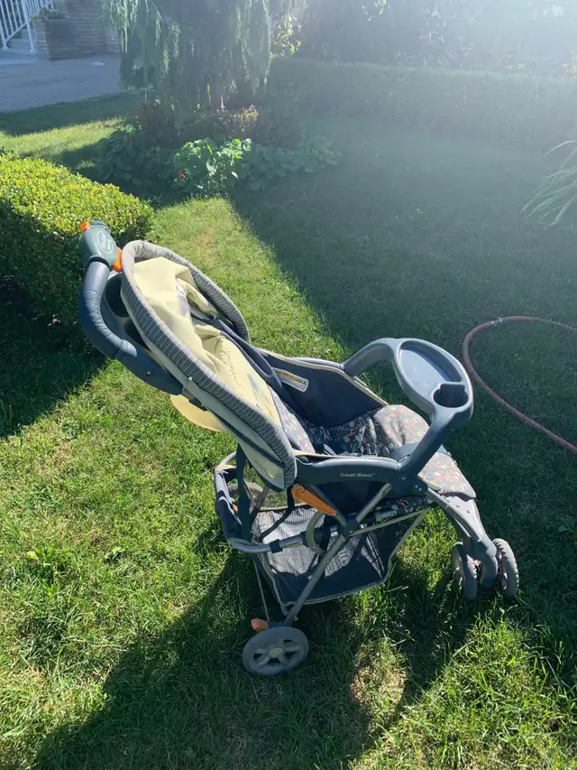 Travel About Safari Umbrella Stroller Small Lightweight Compact in Strollers, Carriers & Car Seats in City of Toronto - Image 7