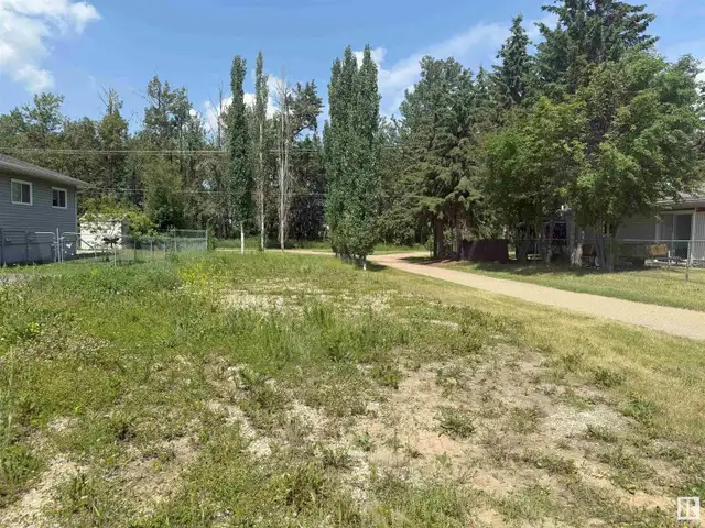 45B MCNABB CR Stony Plain, Alberta62864758620417127