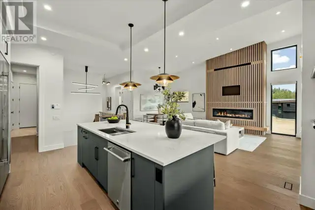 124 Wildsong Crescent W Vernon, British Columbia in Condos for Sale in Fort St. John - Image 8