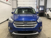 Le Ford Escape 2017 SE AWD CAMER RECUL A/C CRUISE BLUETOOTH offert chez AutoStudio 72 à Mirabel prés... (image 4)