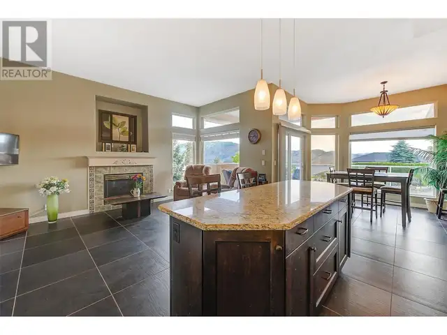 5165 Morrison Crescent Peachland, British Columbia in Houses for Sale in Penticton - Image 7
