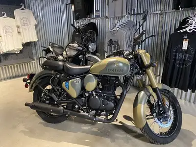 As per our “no hold policy” our inventory can vary from what is advertised. Please call us to confir...