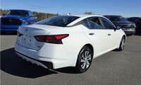 Welcome to Highland Nissan . Engine: 4 Cylinder Engine 2.5L L/100Km City: 9.3 L/100Km Hwy: 6.9 Safet... (image 4)
