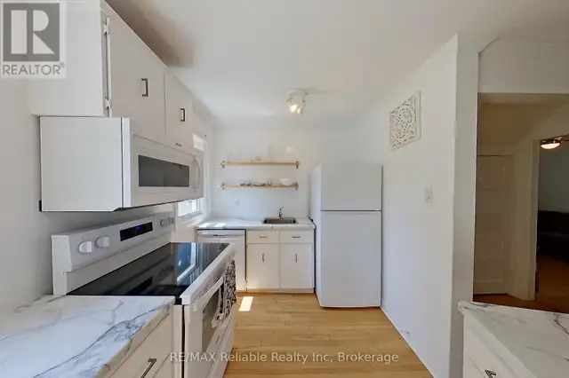 90 RAGLAN STREET Central Huron (Clinton), Ontario63006664519809124